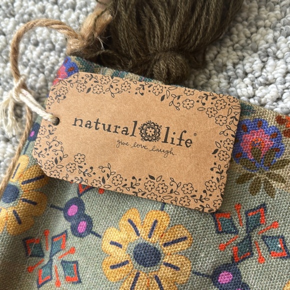 Natural Life tapestry “Love is the answer” - Picture 5 of 7